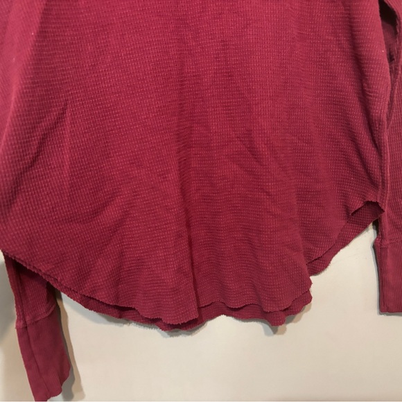 TNA ARITZIA Thermal Waffle Knit Burgundy Cowl Neck Top - Picture 7 of 10